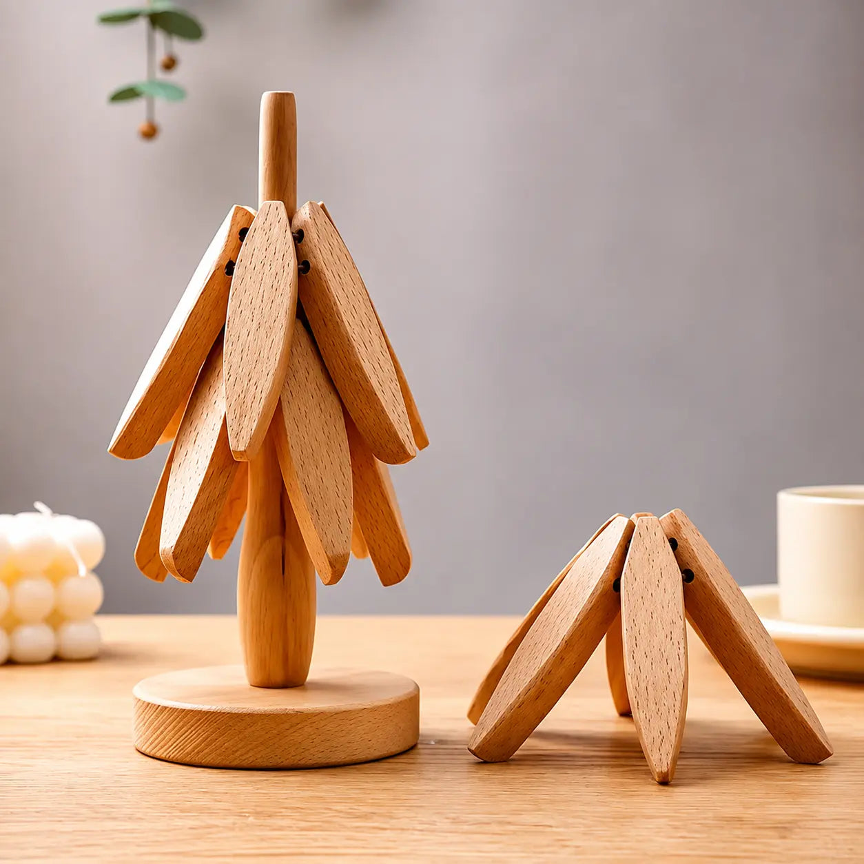 Foldable Wooden Tree Trivet & Coaster Set – Heat-Resistant Table Protector